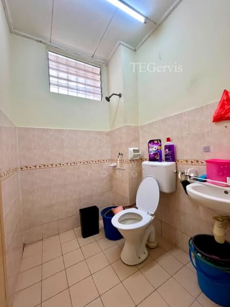 1-storey Terraced House for Sale in Bandar Bukit Raja (Klang) - Chia Wai Yong - Bathroom - PropertyGuru.com.my