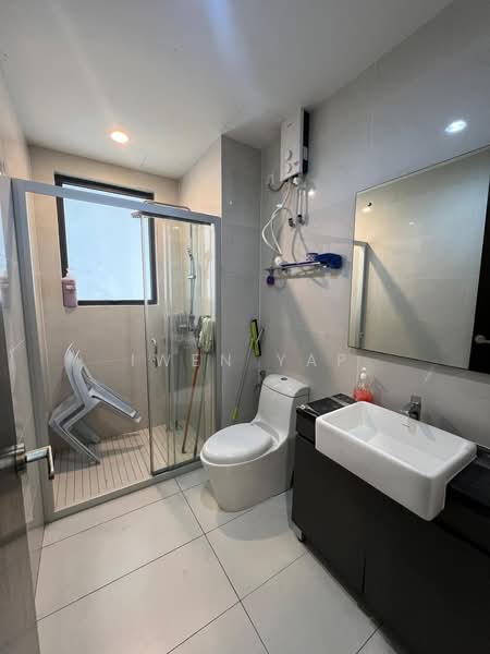 Condominium for Sale at Bay Point @ Country Garden Danga Bay - Iwen Yap - PropertyGuru.com.my