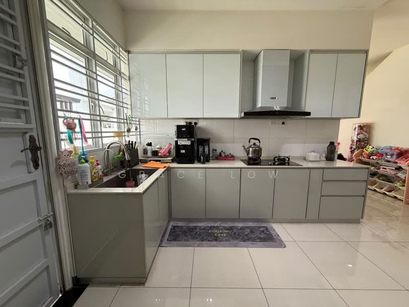 Rumah Kluster untuk Dijual di Setia Tropika (Johor Bahru) - Grace Low - Kitchen - PropertyGuru.com.my
