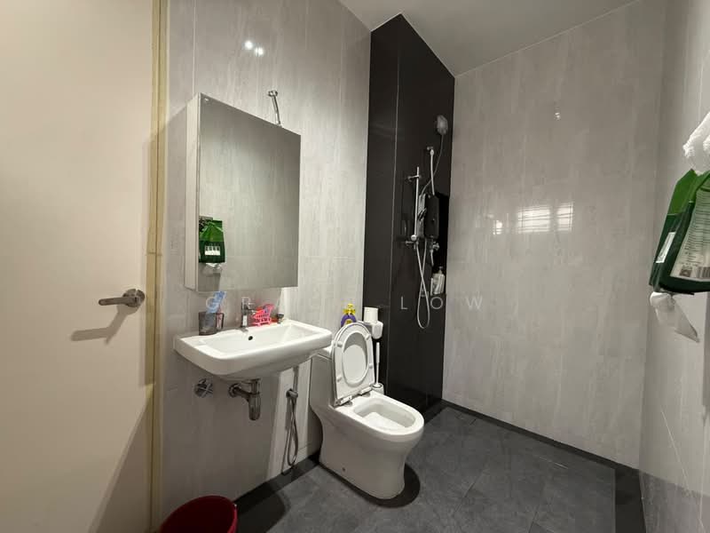 Rumah Kluster untuk Dijual di Setia Tropika (Johor Bahru) - Grace Low - Bathroom - PropertyGuru.com.my