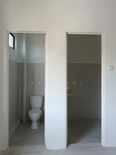 Shop for Rent in Kulim (Kedah) - Yee Choi Hong - Bathroom - PropertyGuru.com.my
