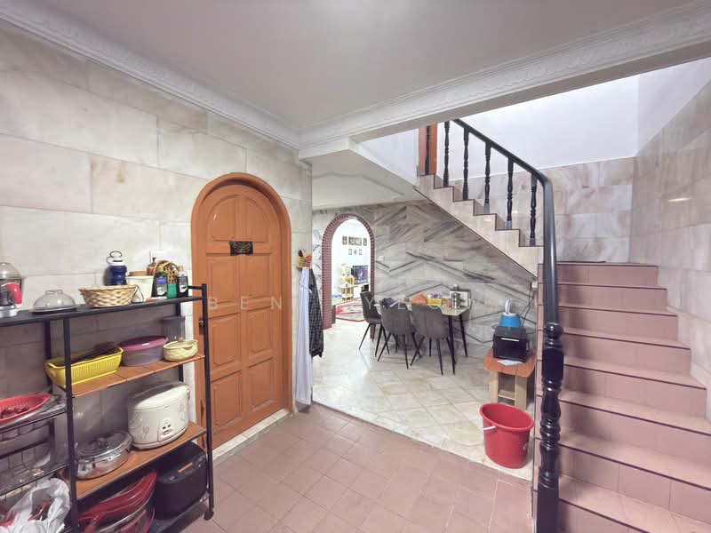 Rumah Teres 1 Tingkat untuk Dijual di Taman Johor Jaya (Johor Bahru) - Ben Nyeow - Entrance - PropertyGuru.com.my