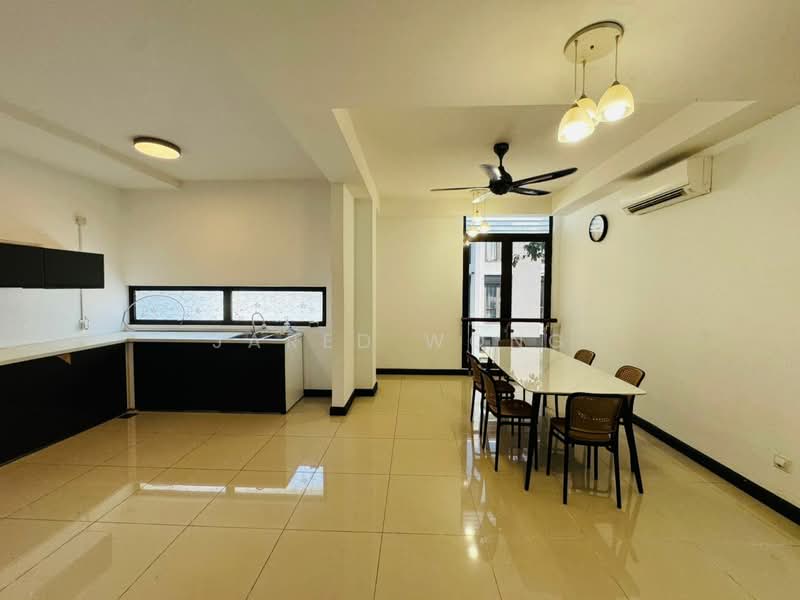 Rumah Teres 3-Tingkat untuk Disewa di Cyberjaya (Selangor) - Jared Wong - Kitchen - PropertyGuru.com.my