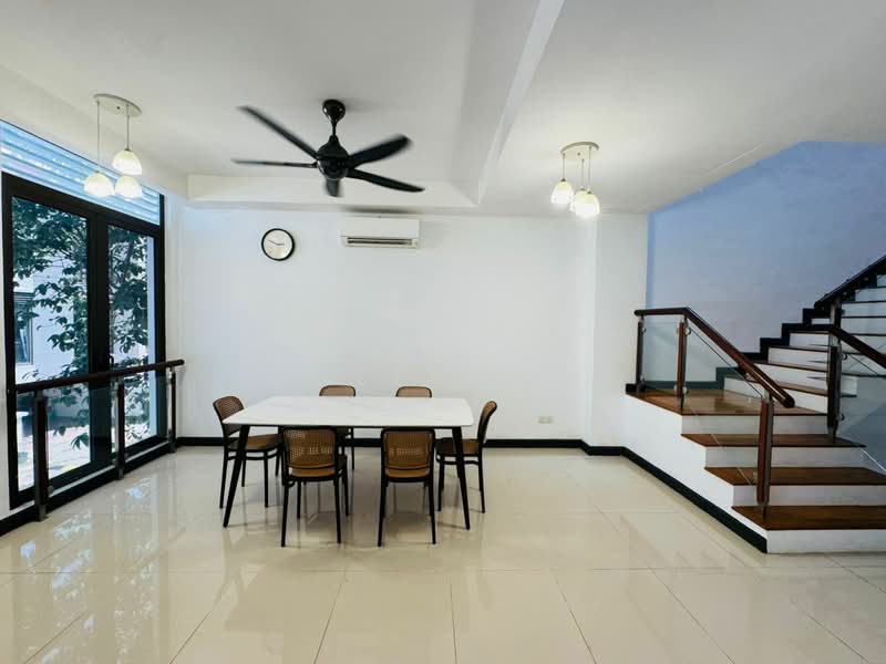 Rumah Teres 3-Tingkat untuk Disewa di Cyberjaya (Selangor) - Jared Wong - Dining Room - PropertyGuru.com.my