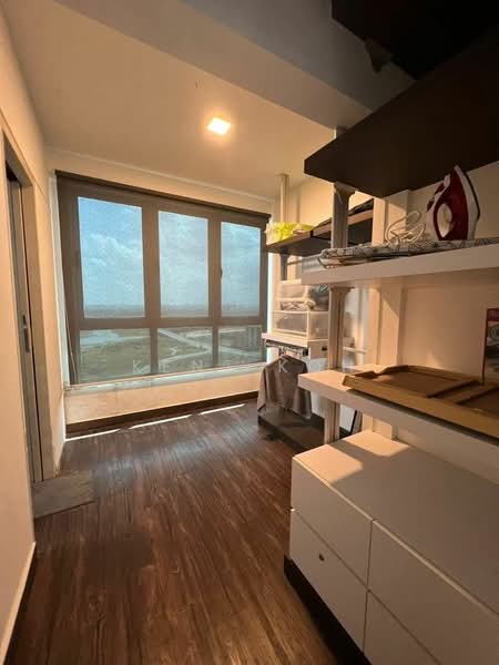 Servis Apartment untuk Disewa di Tropez Residences - Kent Koh - Balcony - PropertyGuru.com.my