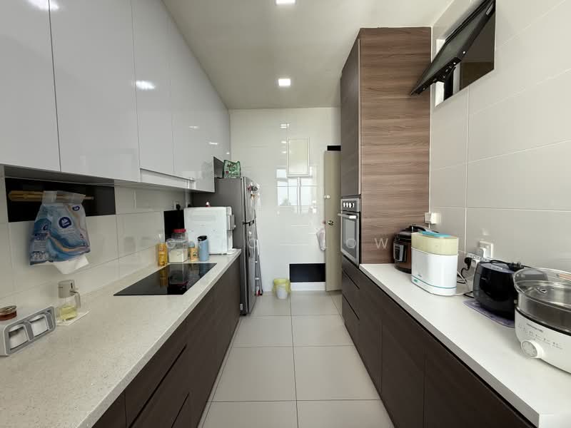 Service Residence for Sale at D'Summit Residences - Grace Low - Kitchen - PropertyGuru.com.my