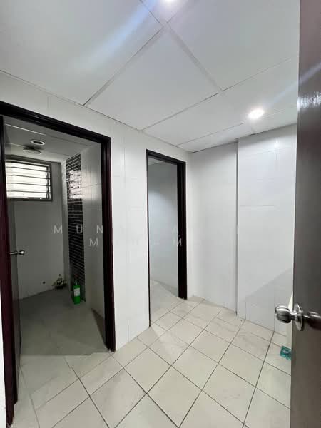Shop / Office for Rent in Taman Nirwana (Ampang) - Muna Zawani Muhamad - Interior - PropertyGuru.com.my