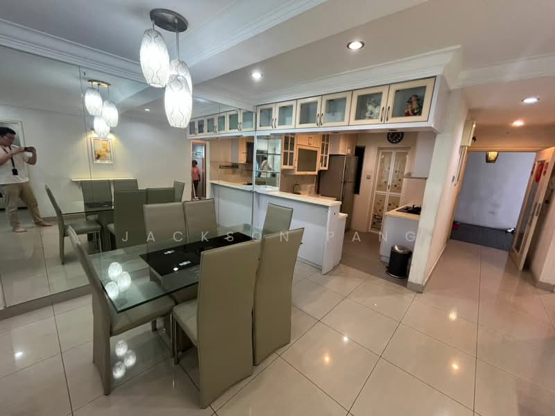 Servis Apartment untuk Dijual di SuriaMas Suites - Jackson Pang - Dining Room - PropertyGuru.com.my