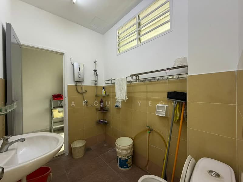 Rumah Teres 2 Tingkat untuk Disewa di Bandar Ainsdale (Seremban) - Marcus Yeow - Bathroom - PropertyGuru.com.my