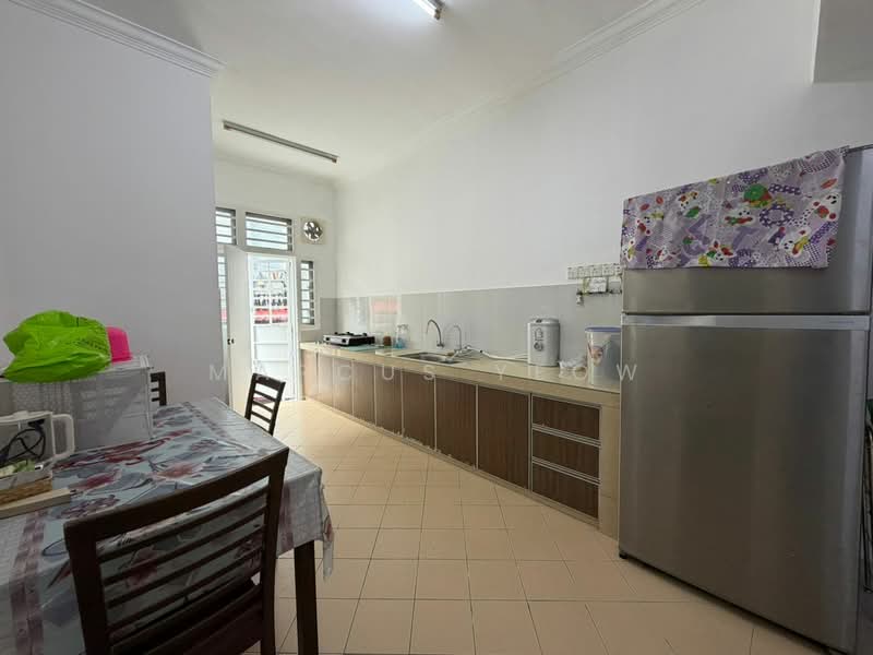 Rumah Teres 2 Tingkat untuk Disewa di Bandar Ainsdale (Seremban) - Marcus Yeow - Kitchen - PropertyGuru.com.my