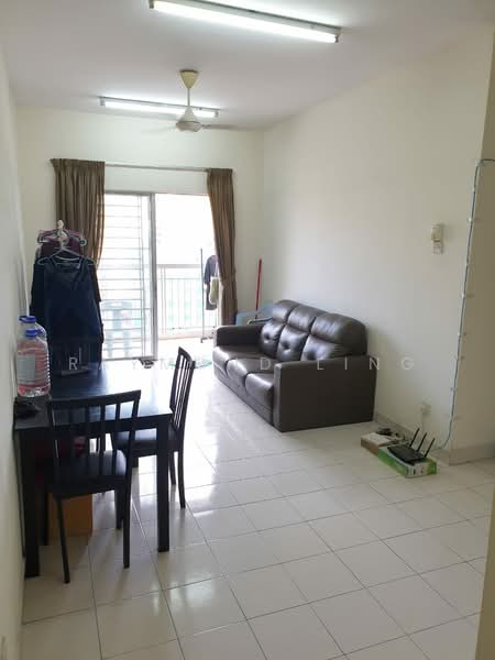 Kondominium untuk Disewa di Residensi Laguna (Sunway Belvedere) - Raymond Ling - Living Room - PropertyGuru.com.my