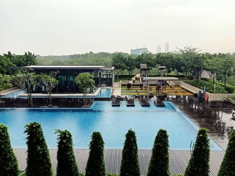Kondominium untuk Disewa di The WaterEdge (Pinggiran Air) - CN Wang - Pool - PropertyGuru.com.my