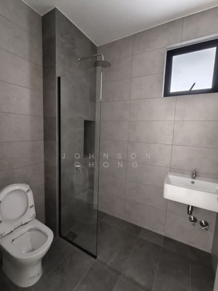 Semi-Detached House for Rent in Setia Tropika (Johor Bahru) - Johnson Chong - Bathroom - PropertyGuru.com.my