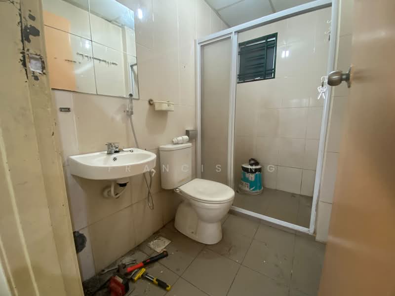 Servis Apartment untuk Disewa di OUG Parklane - Francis Ng - Bathroom - PropertyGuru.com.my