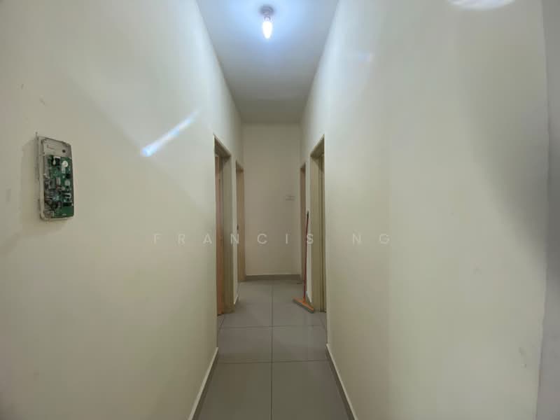 Servis Apartment untuk Disewa di OUG Parklane - Francis Ng - Corridor - PropertyGuru.com.my