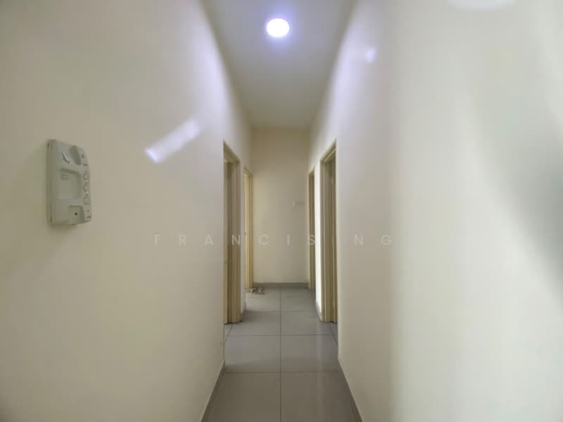 Servis Apartment untuk Disewa di OUG Parklane - Francis Ng - Corridor - PropertyGuru.com.my