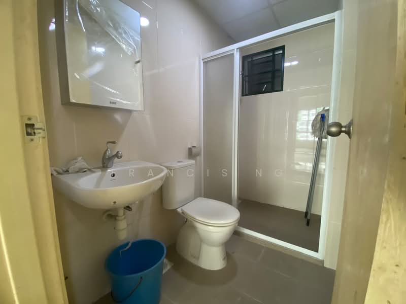 Servis Apartment untuk Disewa di OUG Parklane - Francis Ng - Bathroom - PropertyGuru.com.my