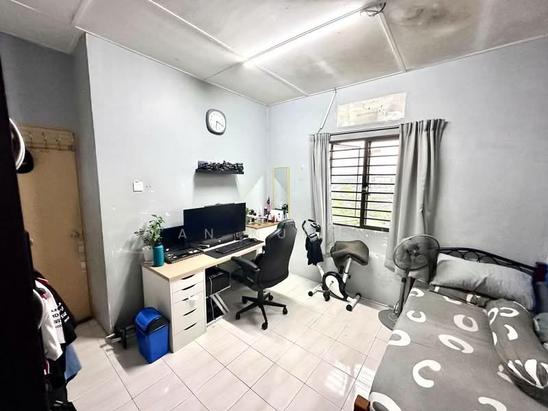 Pangsapuri untuk Dijual di Desa Perangsang Apartments (Block F & G) - Wan Nurani - PropertyGuru.com.my
