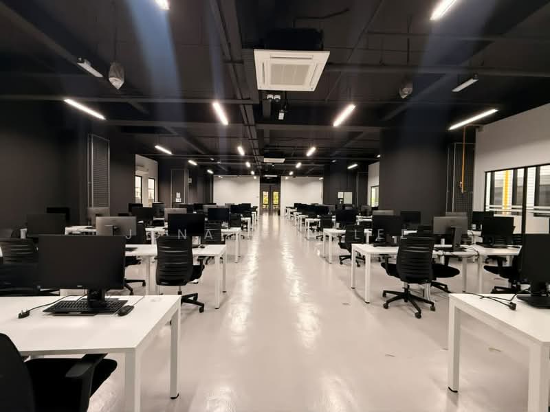 Retail Office for Rent in Johor Bahru (Johor) - Jonathan Lee - Study - PropertyGuru.com.my