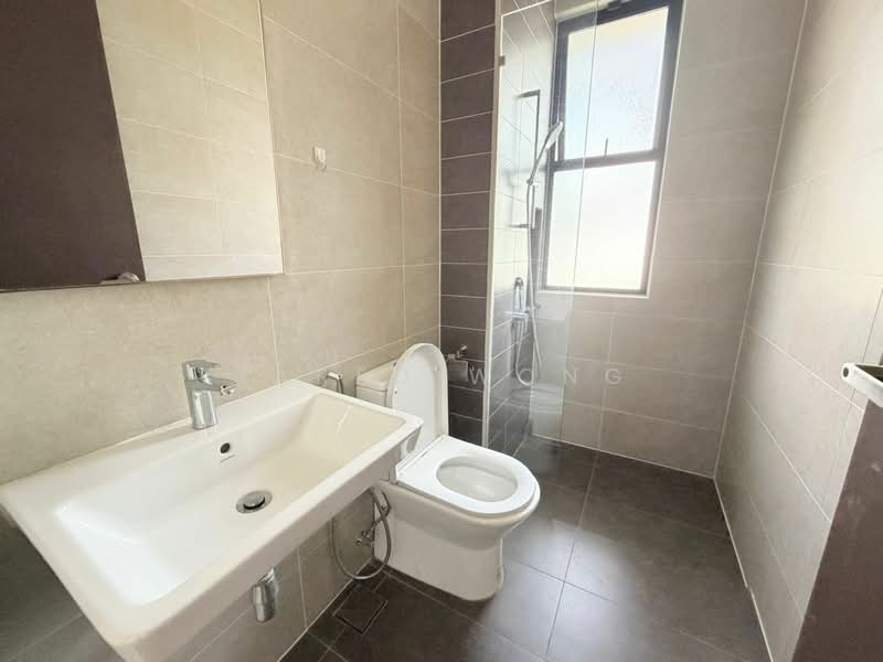 2.5-storey Terraced House for Rent in Setia Eco Glades (Cyberjaya) - Jared Wong - Bathroom - PropertyGuru.com.my