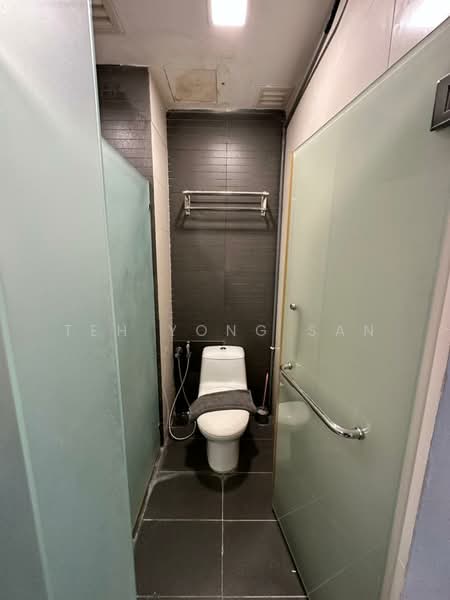 Servis Apartment untuk Disewa di Dua Sentral - Teh Yong San - Bathroom - PropertyGuru.com.my