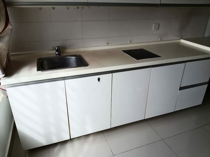 Servis Apartment untuk Disewa di Subang Soho (One Soho) - Soung Lim - Kitchen - PropertyGuru.com.my