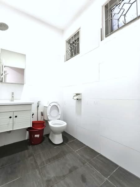 1-storey Terraced House for Sale in Taman Sri Tebrau (Johor Bahru) - Karl Lim - Bathroom - PropertyGuru.com.my
