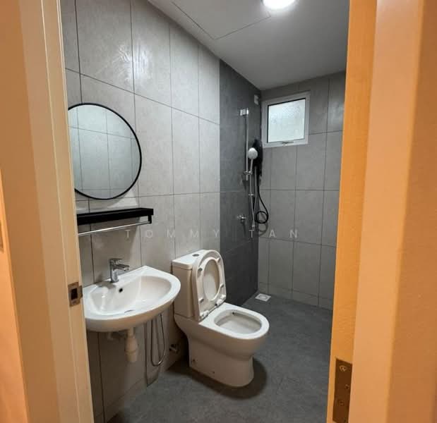 Servis Apartment untuk Disewa di Tuan 2egacy - TOMMY TAN - Bathroom - PropertyGuru.com.my