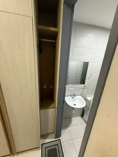 Service Residence for Sale at KL Traders Square - Wesley Fu - Bathroom - PropertyGuru.com.my