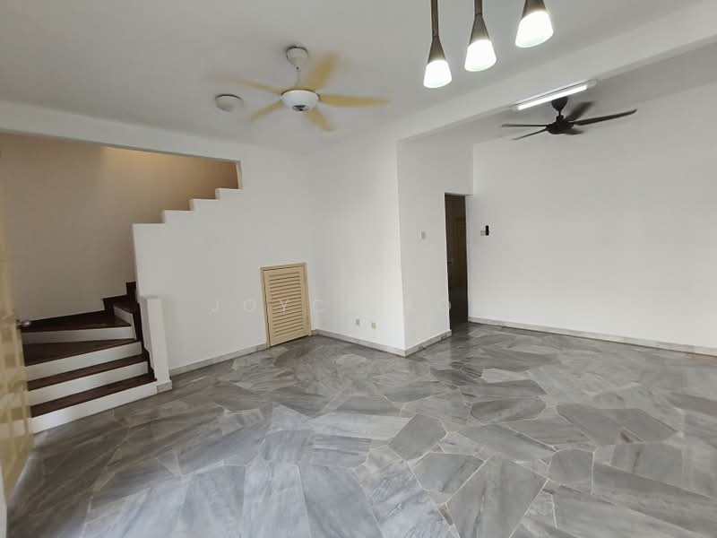 Rumah Teres 2 Tingkat untuk Dijual di Usj 6 (Subang Jaya) - Joyce Kok - Living Room - PropertyGuru.com.my