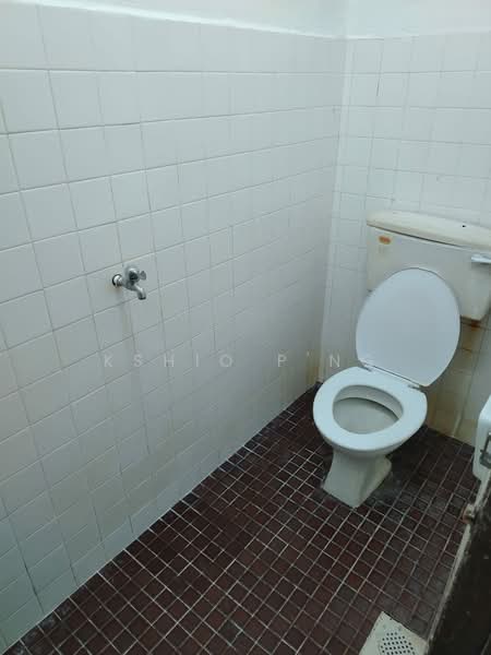 Rumah Berkembar untuk Dijual di Ayer Itam (Penang) - Kshio P'ng - Bathroom - PropertyGuru.com.my