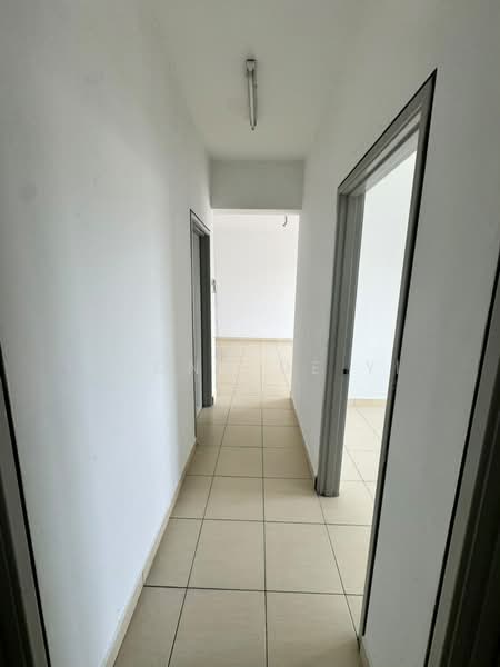 Kondominium untuk Dijual di Fortune Park (Suria Perdana) - Chong De Yi - Corridor - PropertyGuru.com.my