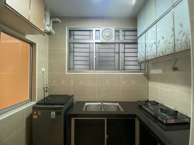 Service Residence for Sale at OUG Parklane - Francis Ng - Kitchen - PropertyGuru.com.my