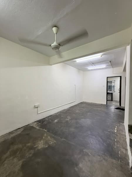Rumah Teres 2 Tingkat untuk Disewa di Taman Kulai (Kulai) - Jackson Pang - Interior - PropertyGuru.com.my