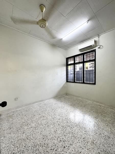 1-storey Terraced House for Sale in Taman Daya (Johor Bahru) - KT Tan - Interior - PropertyGuru.com.my