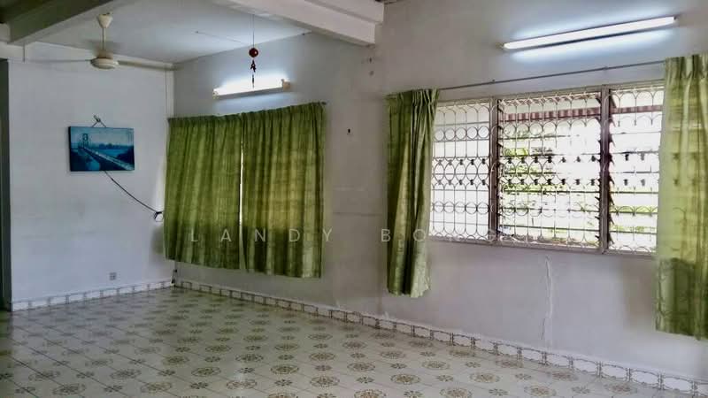 Rumah Berkembar untuk Dijual di Island Park (Jelutong) - Landy Bong - PropertyGuru.com.my