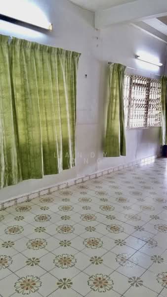 Rumah Berkembar untuk Dijual di Island Park (Jelutong) - Landy Bong - PropertyGuru.com.my