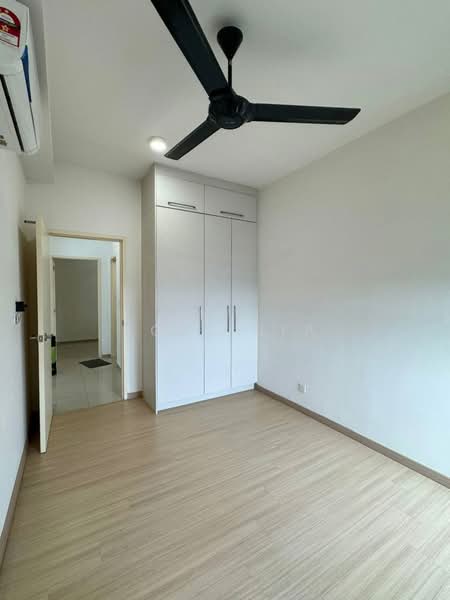 Service Residence for Rent at Gravit8, Klang - Joel Sia - Bedroom - PropertyGuru.com.my