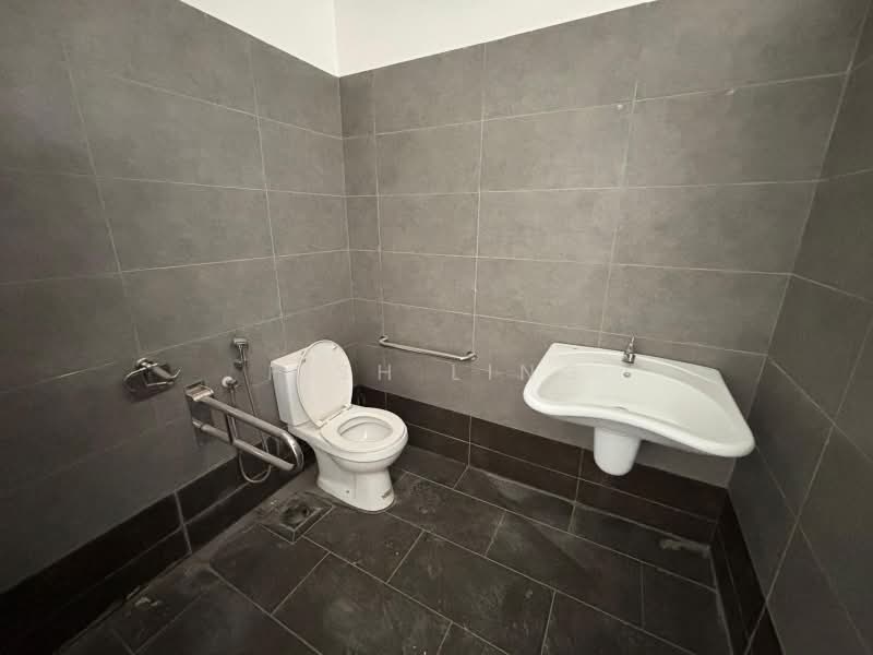 Tanah Komersial untuk Dijual di Simpang Ampat (Penang) - Fish Ling - Bathroom - PropertyGuru.com.my