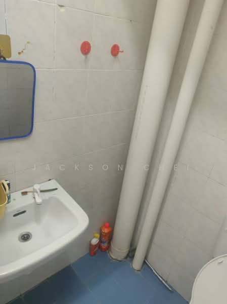 Apartment for Rent at Pangsapuri Perdana Villa - Jackson Chei - Bathroom - PropertyGuru.com.my