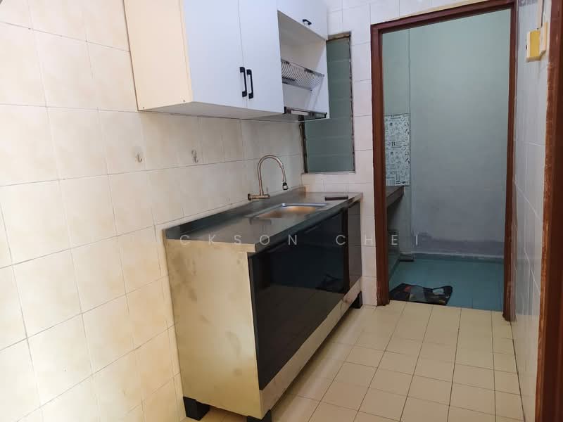 Apartment for Rent at Pangsapuri Perdana Villa - Jackson Chei - Kitchen - PropertyGuru.com.my