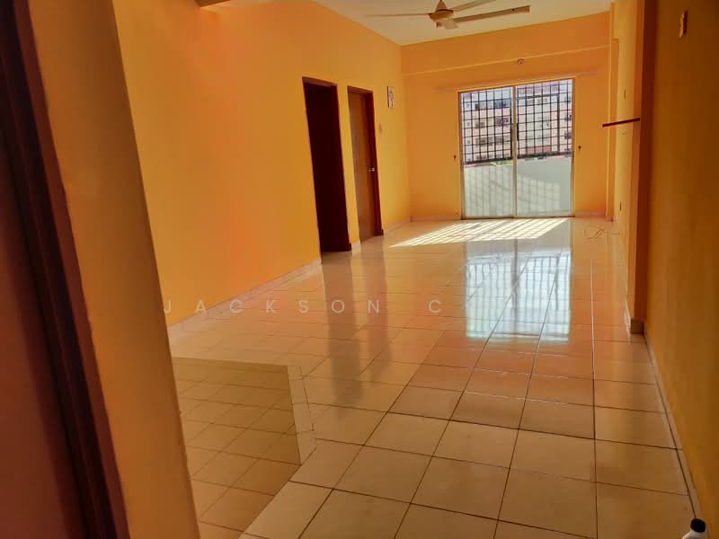 Apartment for Rent at Pangsapuri Perdana Villa - Jackson Chei - Living Room - PropertyGuru.com.my