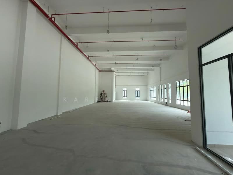 Kilang untuk Disewa di Taman Desa Cemerlang (Ulu Tiram) - Karen Heng - PropertyGuru.com.my