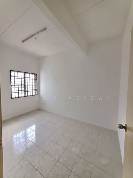 2-storey Terraced House for Sale in Taman Tasik Puchong (Puchong) - Ajwad Azizan - PropertyGuru.com.my