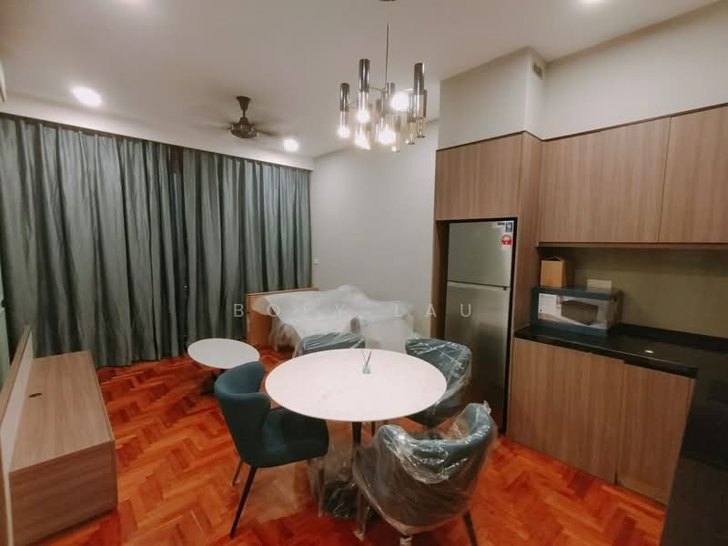 Servis Apartment untuk Dijual di Bloomsvale Menara Vista Petaling - Boey Lau - Living Room - PropertyGuru.com.my