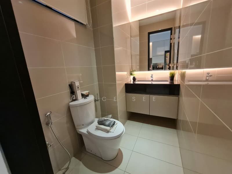 Servis Apartment untuk Dijual di Aricia Residences - Joyce See - Bathroom - PropertyGuru.com.my