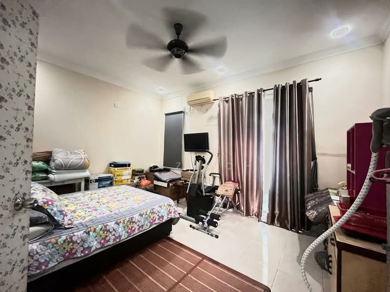 Rumah Teres 2 Tingkat untuk Dijual di Taman Mutiara Rini (Skudai) - Linz Soh - Bedroom - PropertyGuru.com.my