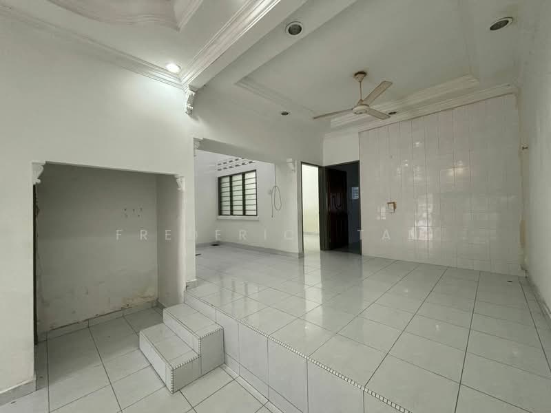 1-storey Terraced House for Rent in Kepong Baru (Kepong) - Frederick Tan - Living Room - PropertyGuru.com.my
