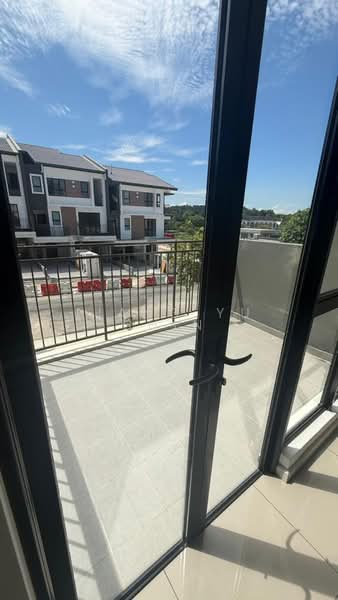 1.5-storey Terraced House for Sale in Kota Warisan (Sepang) - Liang Yu Chin - Exterior - PropertyGuru.com.my