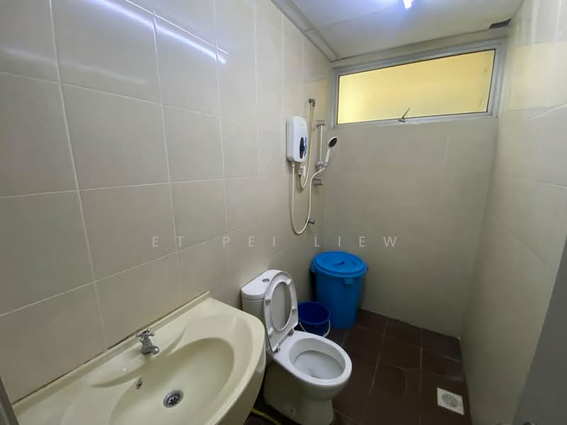 Servis Apartment untuk Disewa di Platinum Lake PV 21 - ET PEI LIEW - Bathroom - PropertyGuru.com.my
